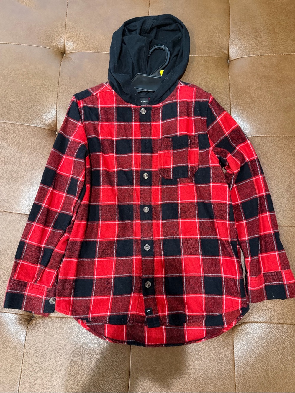 Art Class Brand Boys Plaid Hooded Button-Up Shirt Size 8 Red Black Long Sleeve
